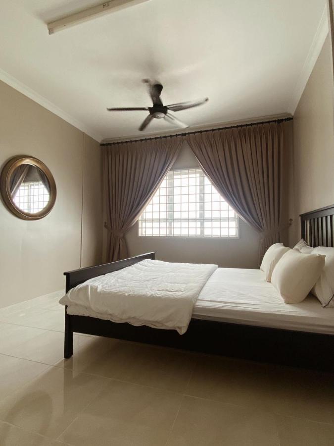 Seaview Apartment Kuala Terengganu Exterior photo